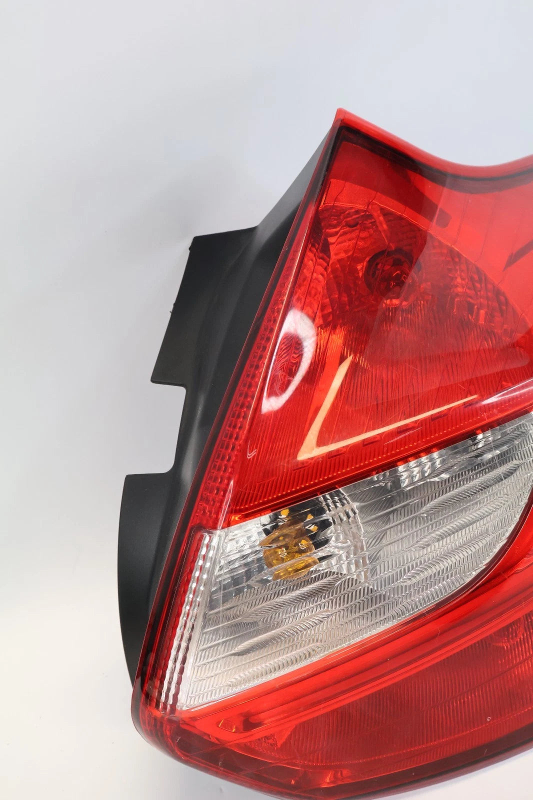 2012-2014 FORD FOCUS HATCHBACK REAR RH PASSENGER BRAKE TAILLIGHT TAIL LAMP OEM