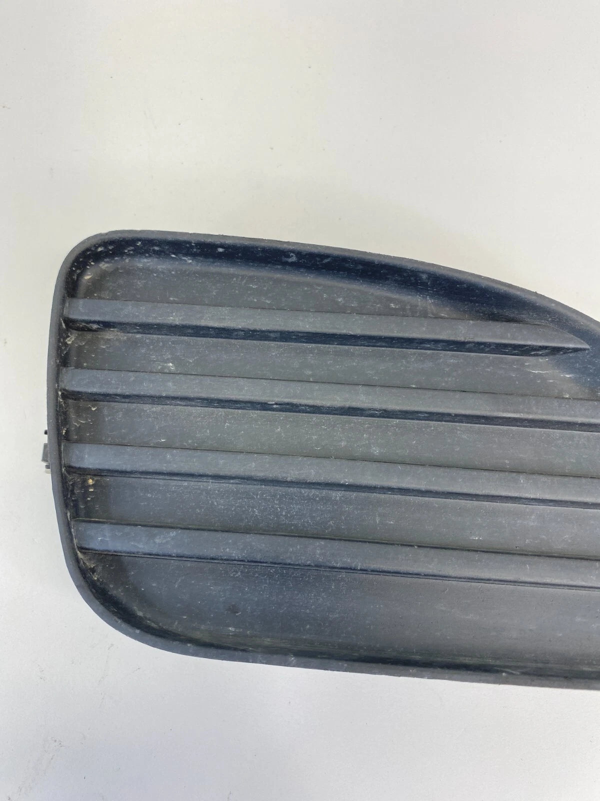 10 11 TOYOTA CAMRY FRONT RIGHT SIDE FOG LIGHT BUMPER COVER TRIM 52127-06140 OEM