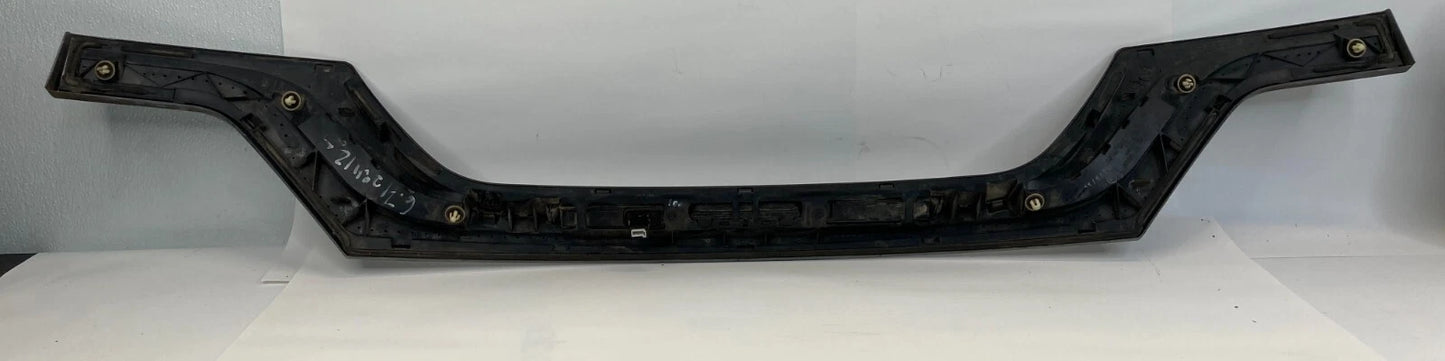2004-2010 BMW X3 REAR TRUNK GARNISH STRIP LICENSE PLATE MOLDING TRIM 51137052452