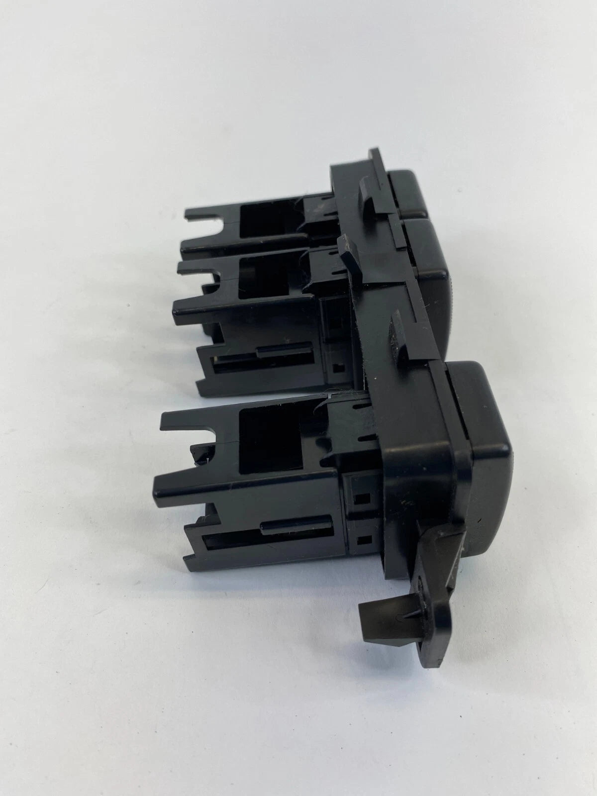 2004 2005 2006 MAZDA MPV DASH LEFT DRIVER SIDE SWITCH PANEL TRIM BEZEL OEM