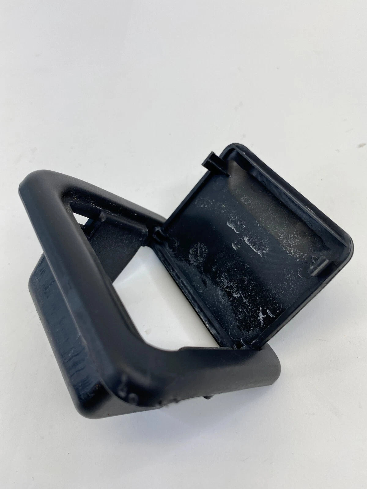 2011-2014 HYUNDAI SONATA REAR SEAT CHILD ANCHOR HOOK COVER CAP TRIM BEZEL OEM