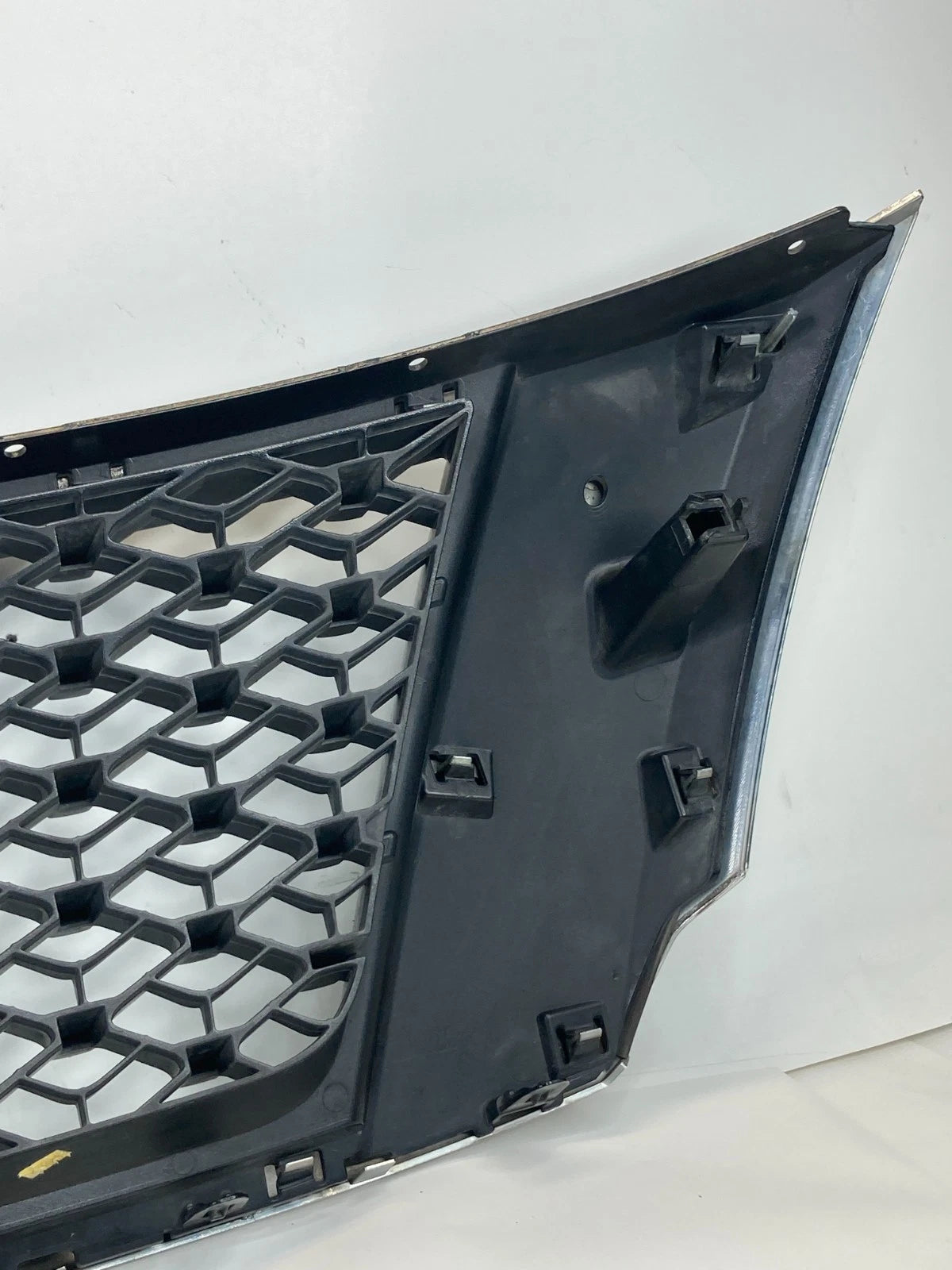 2013-2016 Nissan Pathfinder Front Upper Grill Grille W/O Camera 62310-3KN0A OEM