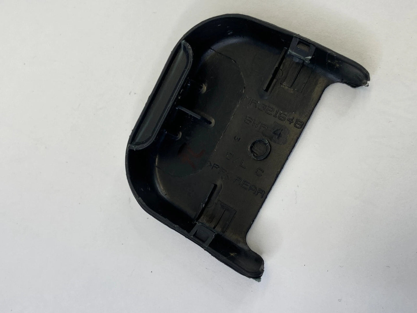 2004-2012 MITSUBISHI GALANT FRONT LEFT SEAT REAR SIDE TRACK COVER TRIM MR321648