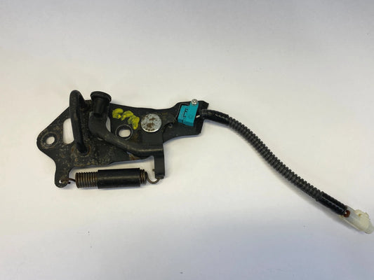 2007-2011 LEXUS GS350 GS450H TRUNK LID LOCK LATCH STRIKER CATCH RELEASE ASSY OEM