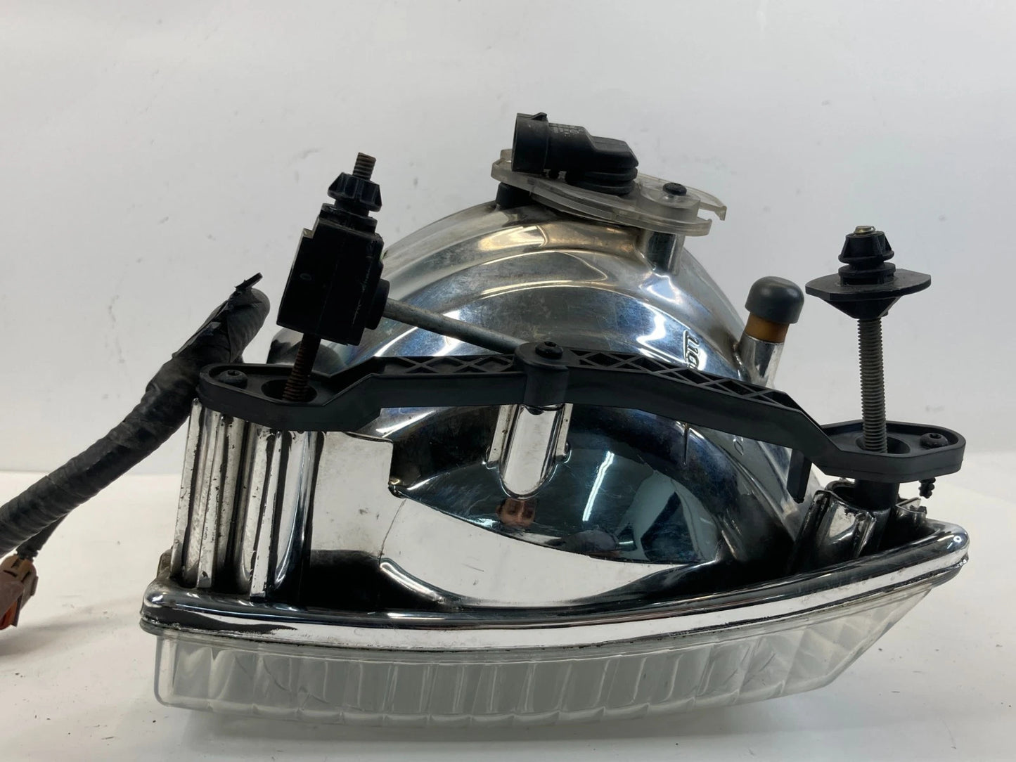 2002-2005 FORD EXPLORER FRONT RIGHT PASSENGER SIDE HEADLIGHT HEAD LIGHT LAMP OEM