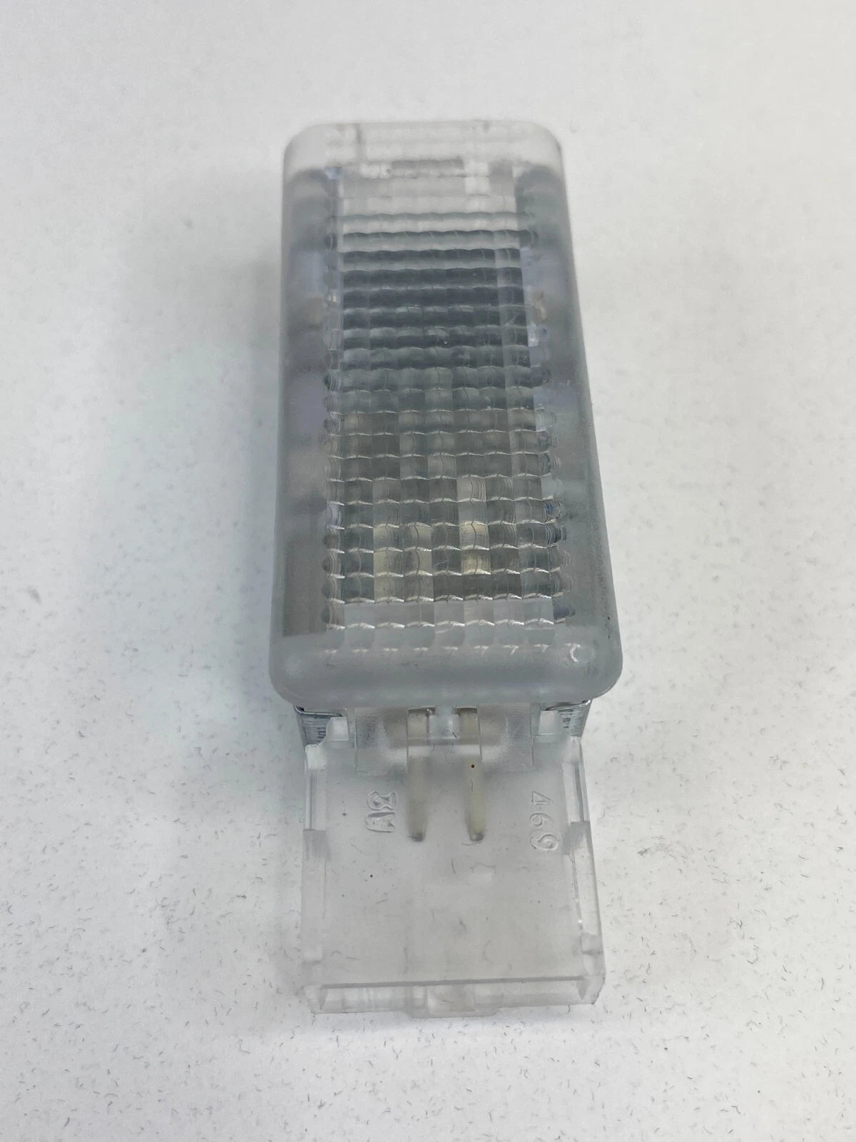 2006-2010 VOLKSWAGEN PASSAT INTERIOR GLOVE BOX WARNING LIGHT LAMP 7L0947415 OEM