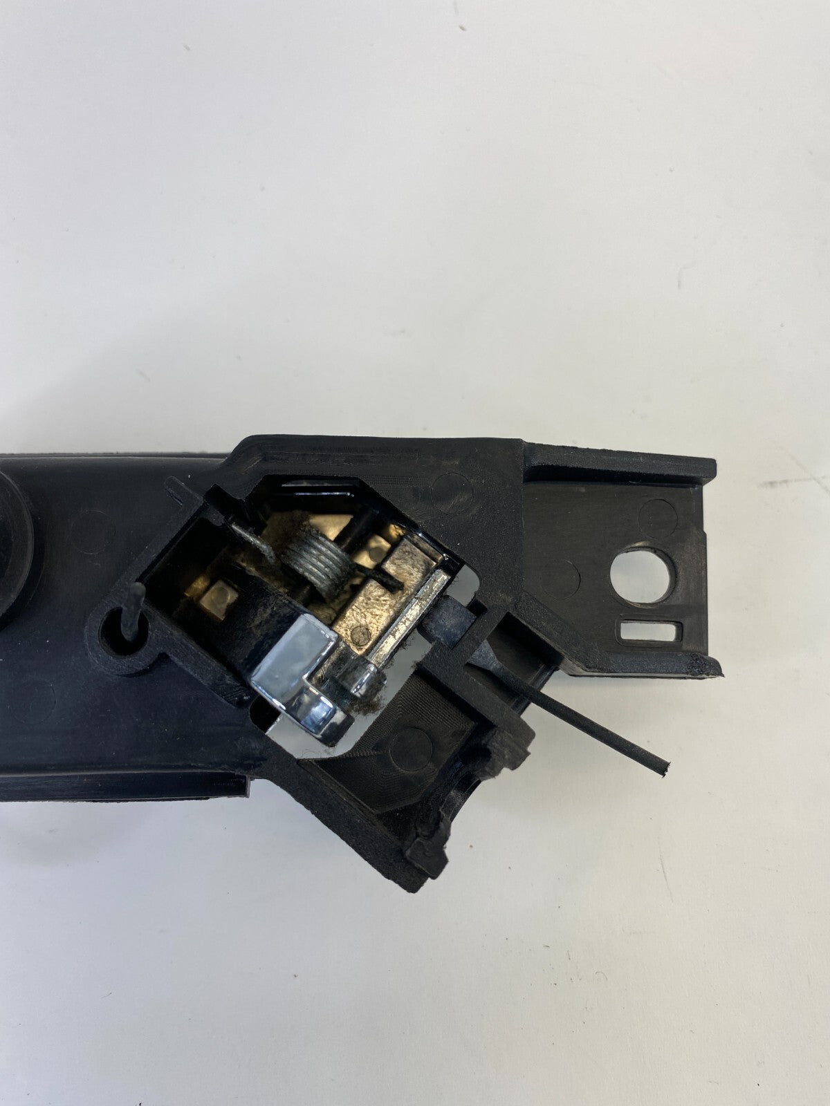 2008 2009 2010 Saturn Vue Rear Left Back Door Interior Inner Handle 96660863 OEM