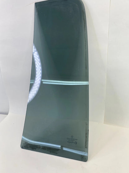 02-07 JEEP LIBERTY REAR RIGHT SIDE DOOR FIXED QUARTER WINDOW GLASS 43R-000264
