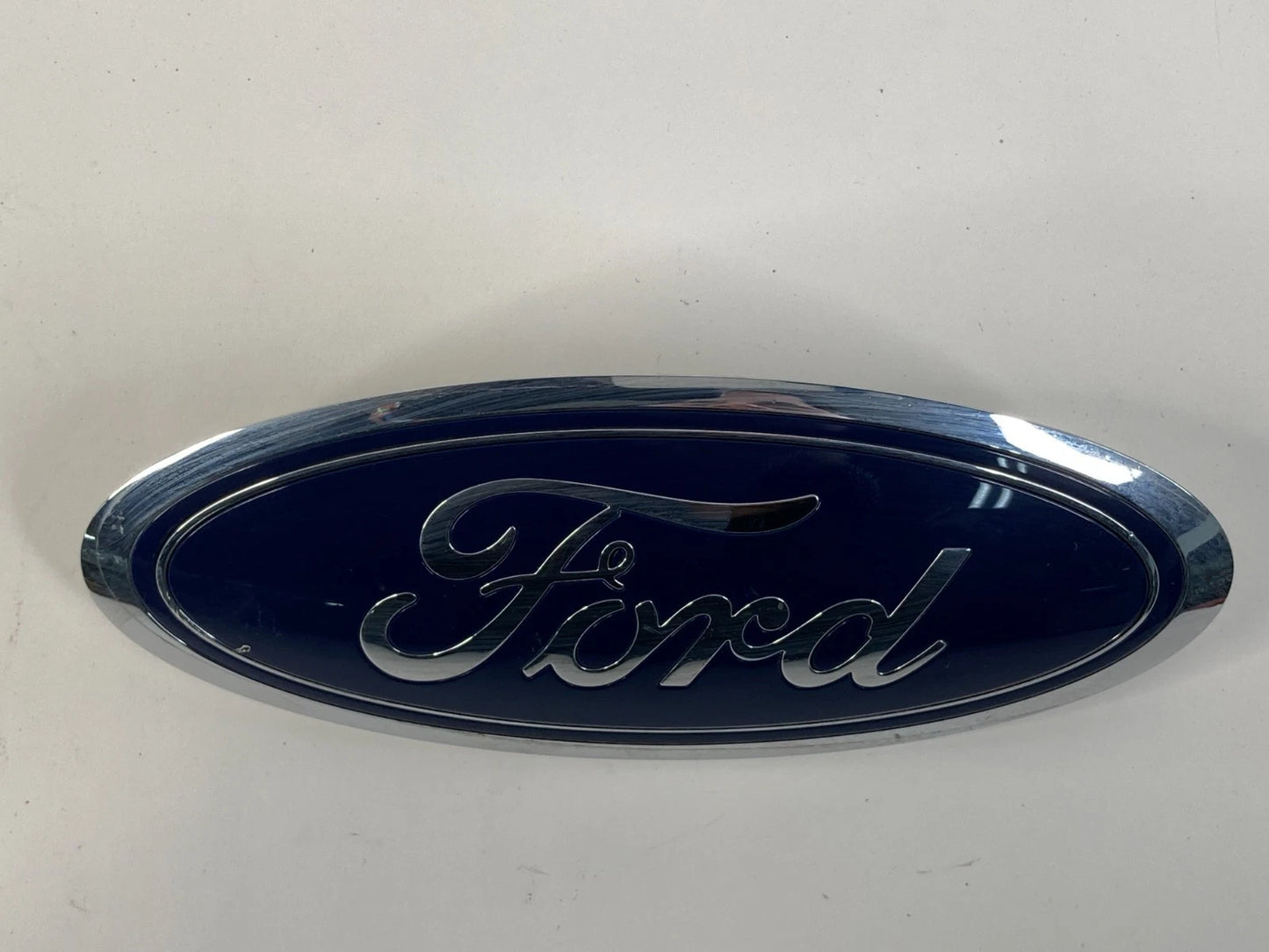 16-19 FORD EXPLORER INTERCEPTOR UTILITY REAR EMBLEM LIFTGATE BLUE BADGE SYMBOL