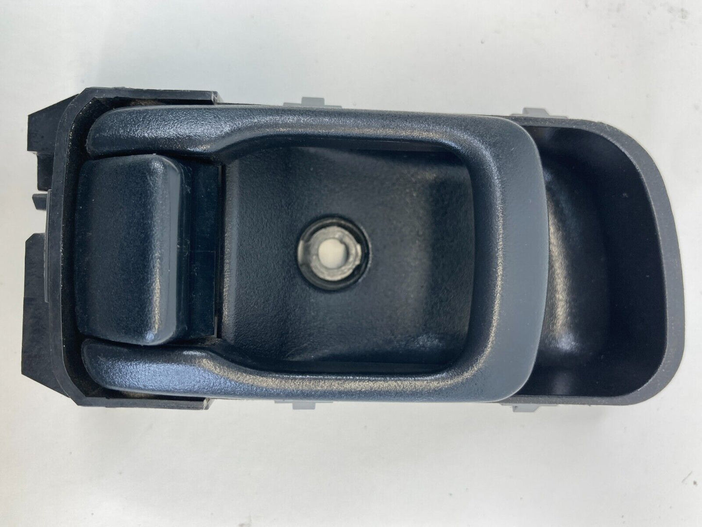 2001-2004 Nissan Pathfinder Front Or Rear Left Side Inner Door Handle Assy OEM
