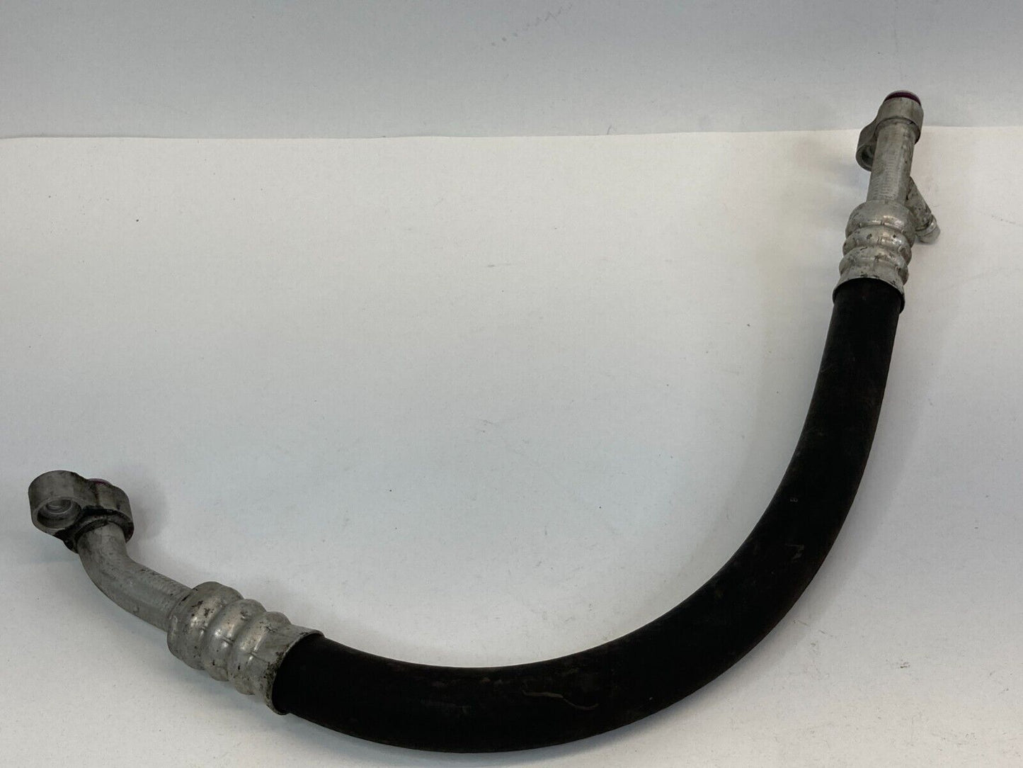 2000-2005 Volkswagen Beetle A/C Refrigerant Suction Hose Tube Line 0820744 OEM