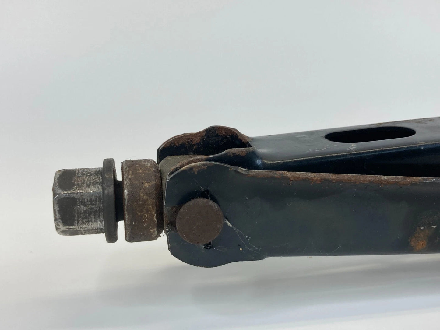 2005 BUICK CENTURY 2005-2007 LACROSSE SPARE TIRE JACK LIFT TOOL KIT WRENCH OEM