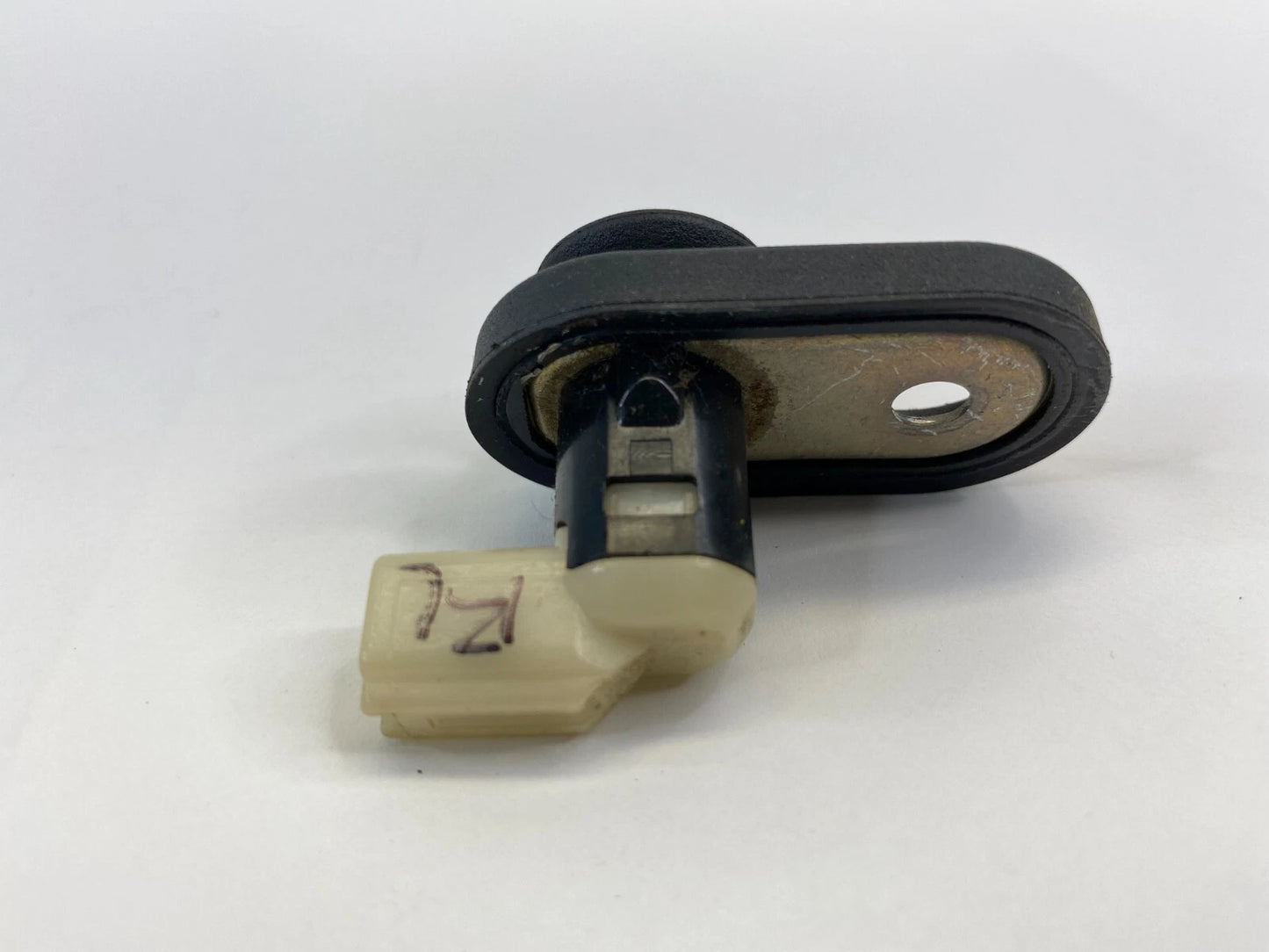 1998-2002 TOYOTA COROLLA REAR LEFT DOOR COURTESY LIGHT AJAR JAMB SENSOR SWITCH