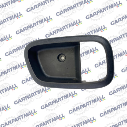 06-11 HYUNDAI ACCENT FRONT RIGHT INNER DOOR HANDLE COVER BEZEL TRIM 82621-1E001