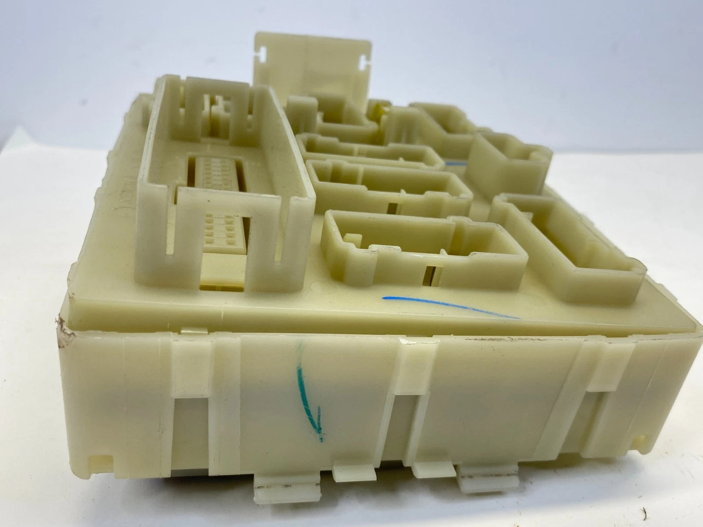 2006 20007 FORD FOCUS INTERIOR FUSE BOX JUNCTION PANEL BLOCK UNDER DASH UNIT OEM