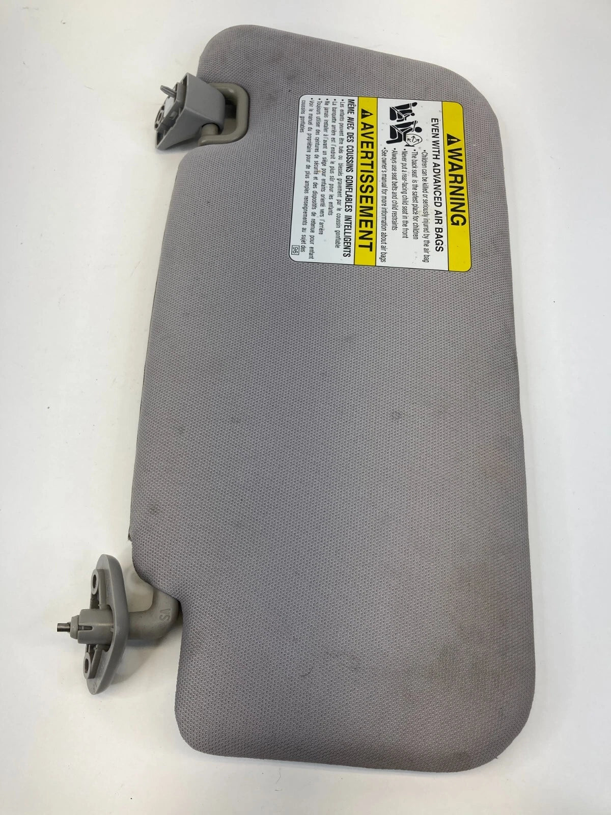 2006-2008 SUBARU FORESTER ROOF RIGHT PASSENGER SUNVISOR SUN VISOR SHADE OEM