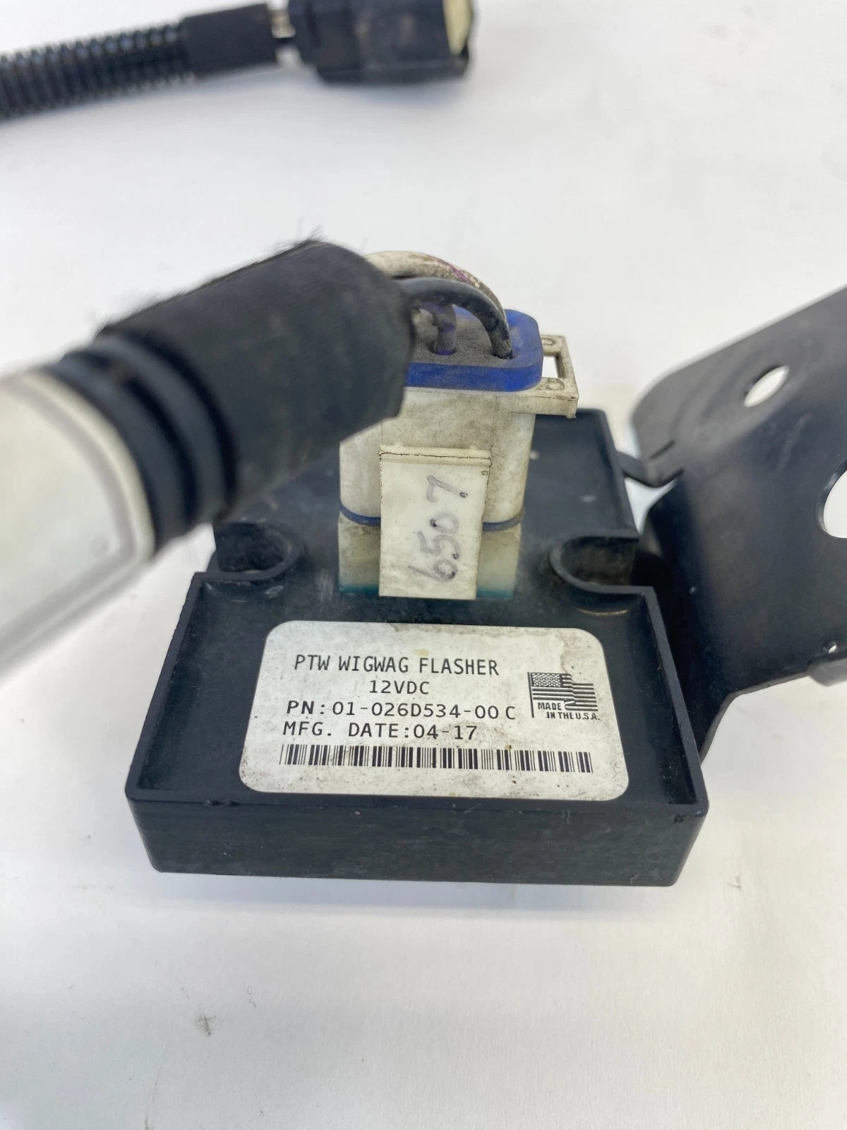 13-19 Ford Police Interceptor Sedan Flasher Lamps-Control Module 01-026D534-00