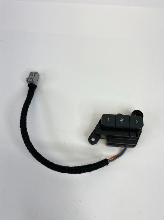 08-17 BUICK ENCLAVE 09-17 TRAVERSE DOOR SEAT MEMORY CONTROL SWITCH 25884880 OEM