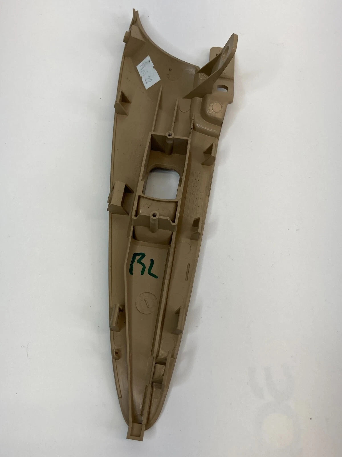 2011-2014 HYUNDAI SONATA REAR LEFT SIDE DOOR WINDOW SWITCH TRIM BEZEL 935813S000