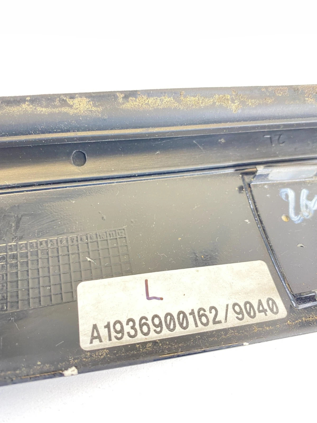 04-08 CHRYSLER CROSSFIRE FL DRIVER WINDSHIELD PILLAR MOLDING A1936900162 OEM