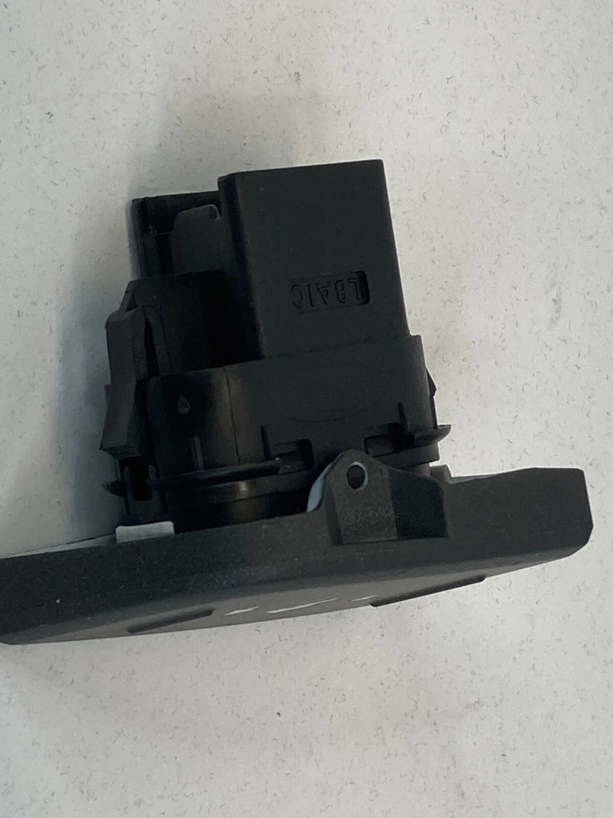 2010-2019 LINCOLN MKT FRONT LEFT DRIVER SIDE FOOT PEDAL HEIGHT ADJUSTER SWITCH