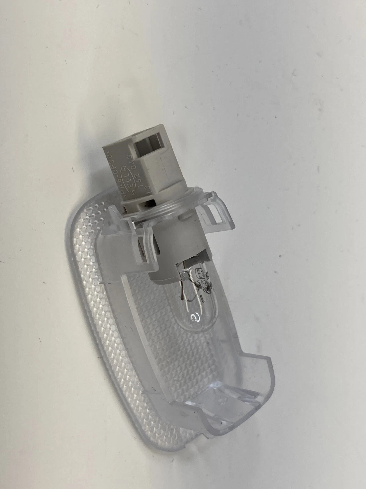 2012 13 14 15 2016 MERCEDES-BENZ E350 INTERIOR INNER COURTESY LIGHT LAMP