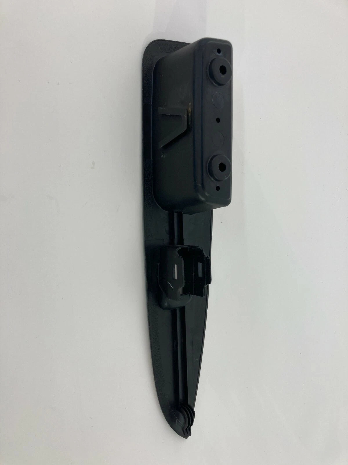 2007 2008 2009 SATURN AURA REAR RIGHT SIDE DOOR POWER WINDOW SWITCH BEZEL OEM