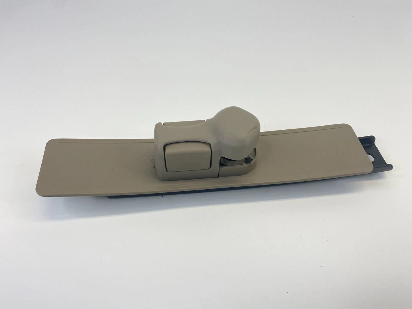 2000-2002 HONDA ACCORD SEDAN FRONT RIGHT SEAT BELT HEIGHT ADJUSTER OEM