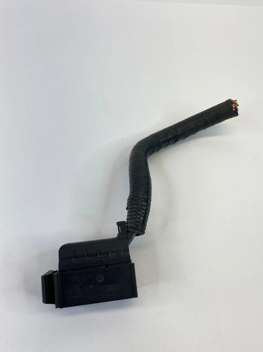 98-00 LINCOLN TOWN CAR 4.6L V8 ABS PUMP ANTI LOCK BRAKE CONNECTOR PLUG OEM