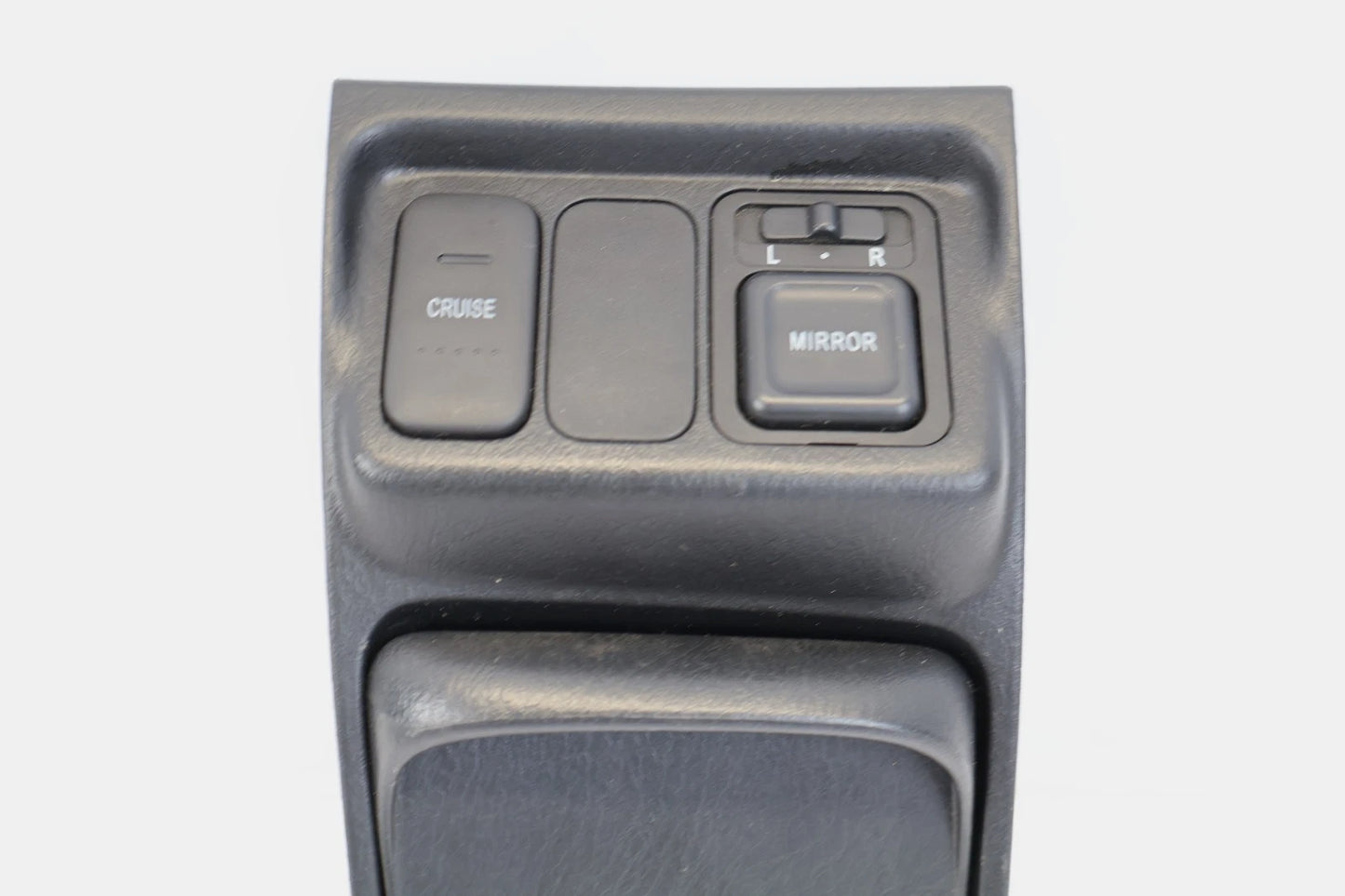 2003-2005 HONDA CIVIC DASH LH STORAGE POCKET MIRROR CRUISE SWITCH OEM 77751-S5A