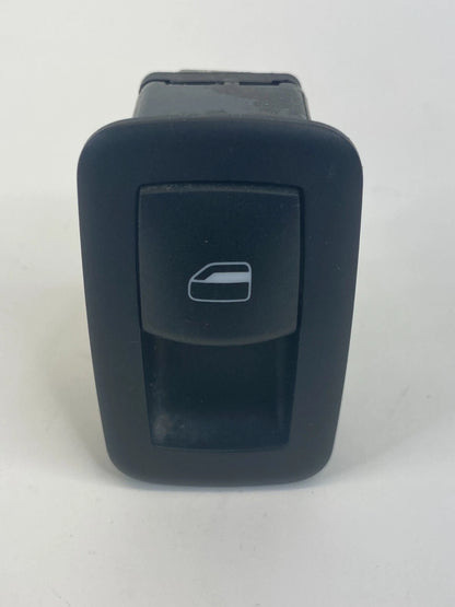 09-14 VOLKSWAGEN ROUTAN REAR RIGHT SLIDING DOOR POWER WINDOW SWITCH 68020400AC