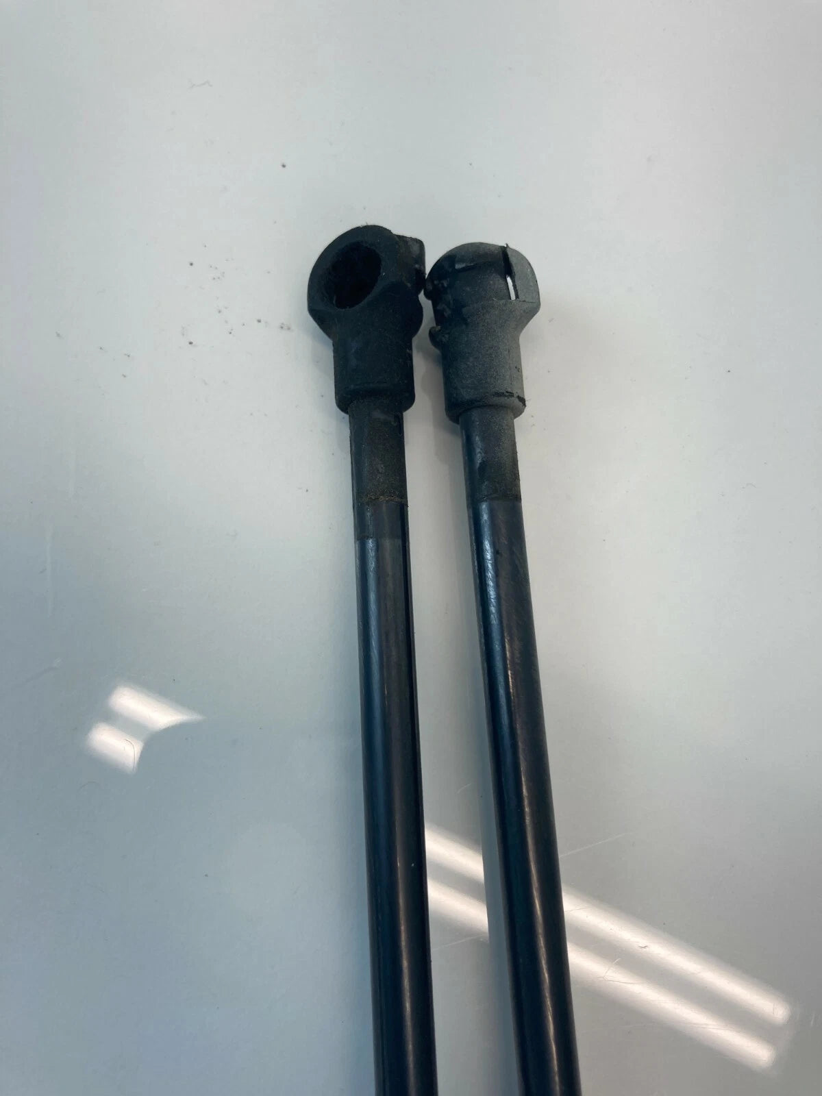 2003-2007 NISSAN MURANO LEFT & RIGHT HOOD SHOCK STRUTS LIFT SUPPORT SET OEM
