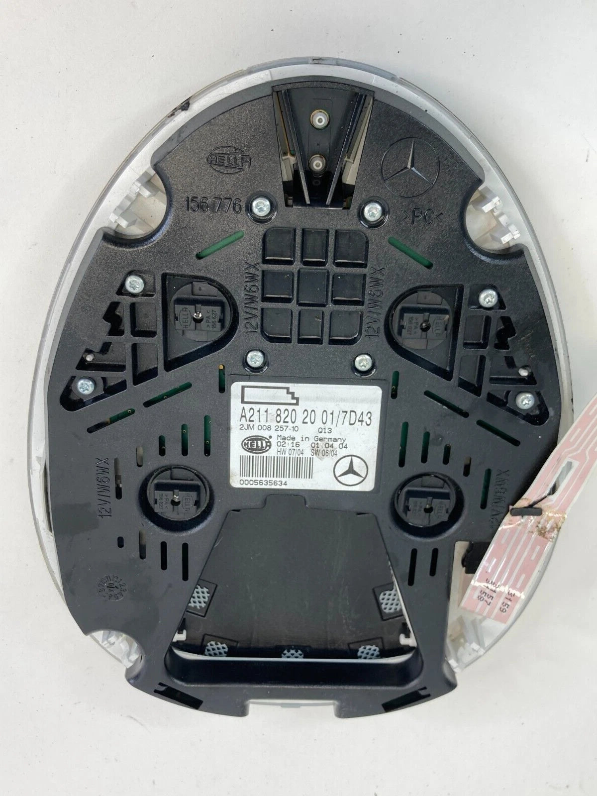 03-06 MERCEDES-BENZ E320 REAR OVERHEAD DOME READING LIGHT LAMP A2118202001 OEM