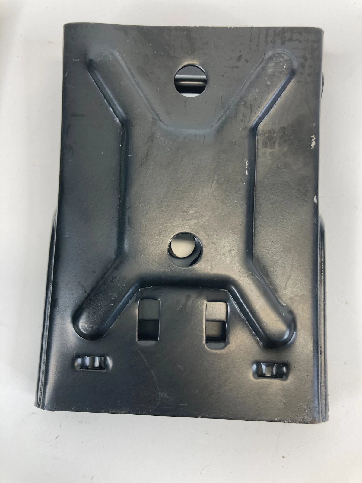2011-2019 CHEVROLET CRUZE JACK TOOL KIT SUPPORT BRACKET PAIR SET OEM