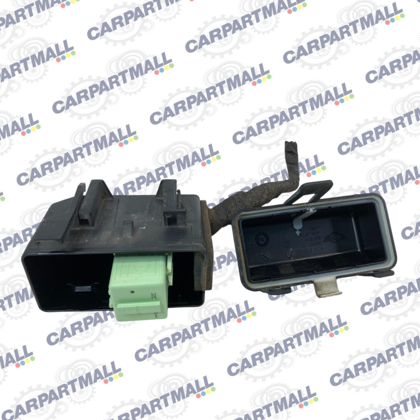 2007-2015 Mini Cooper 1.6L L4 16V TURBO Engine Compartment Fuse Ralay Box Block