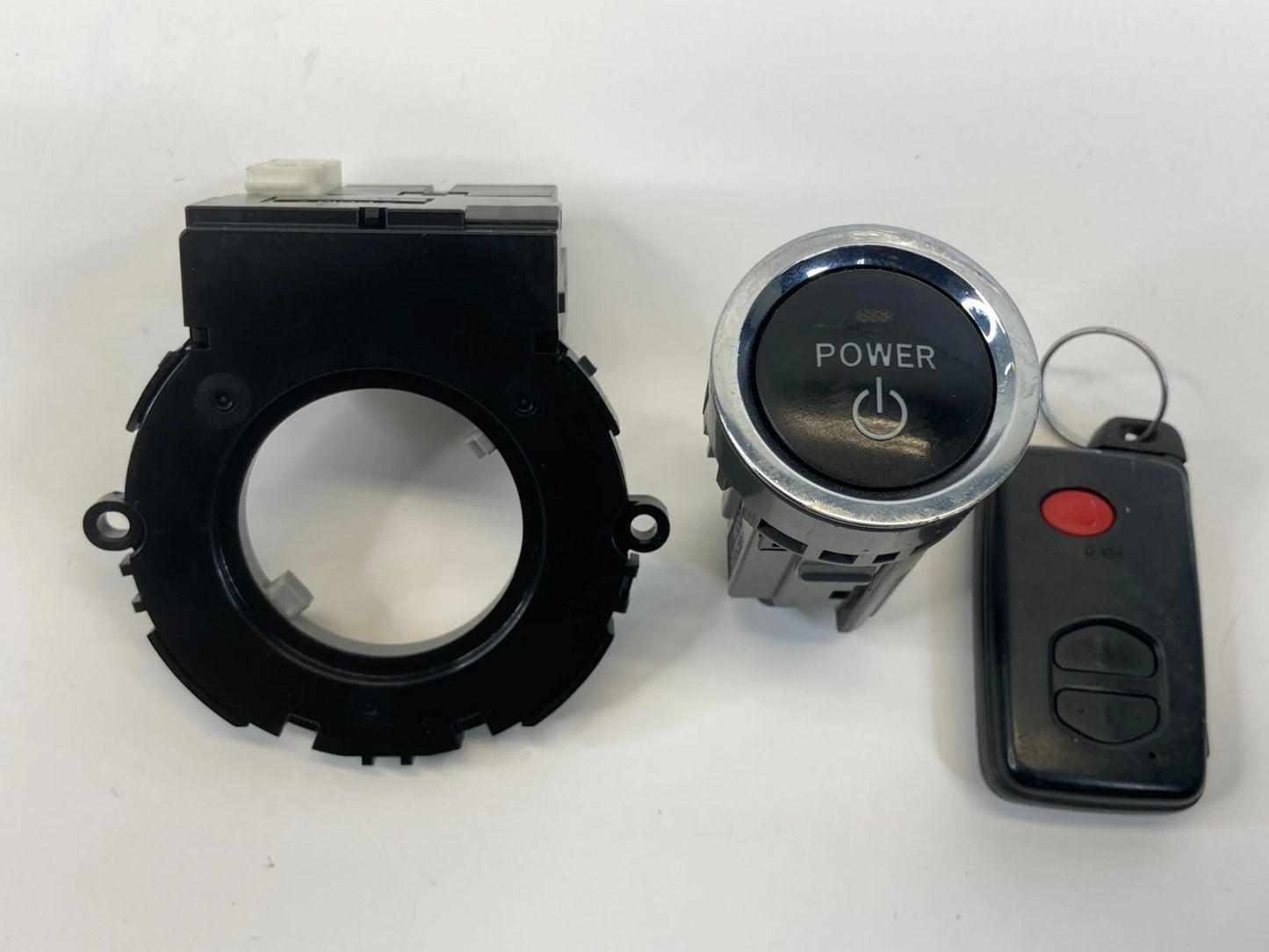 2010 2011 TOYOTA PRIUS IGNITION POWER START BUTTON W/ REMOTE KEY & SENSOR 15A854