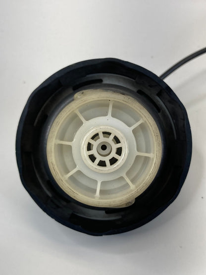 04-08 Chrysler PT Cruiser Wagon Fuel Filler Door Gas Lid Cover w/ Cap 05067387AA