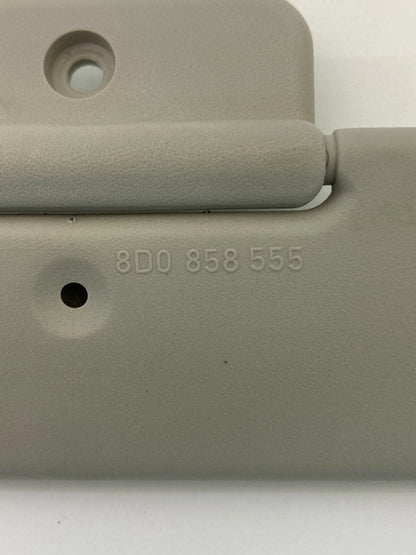 1996-2001 AUDI A4 QUATTRO MINI CENTER MIDDLE SUNVISOR SUN VISOR SHADE 8D0858555