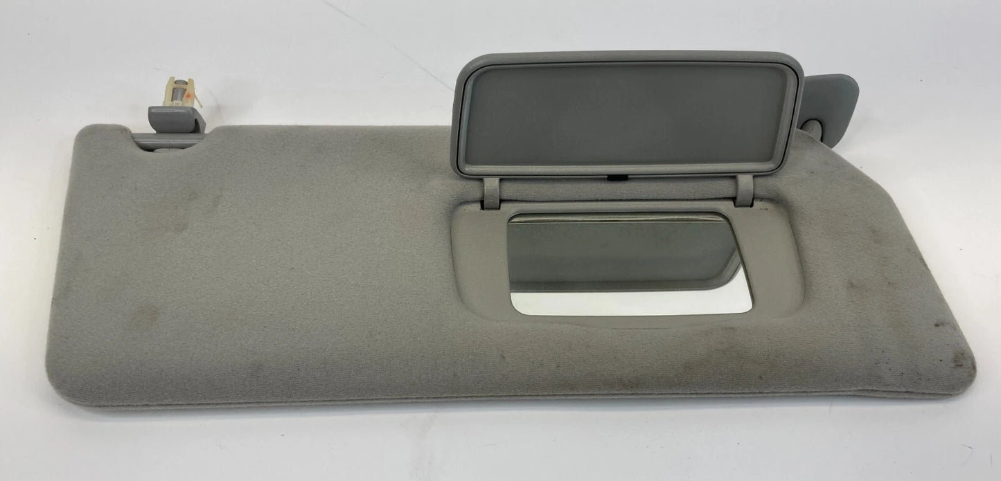 2002-2006 TOYOTA CAMRY RIGHT PASSENGER SIDE SUNVISOR SUN VISOR SHADE OEM