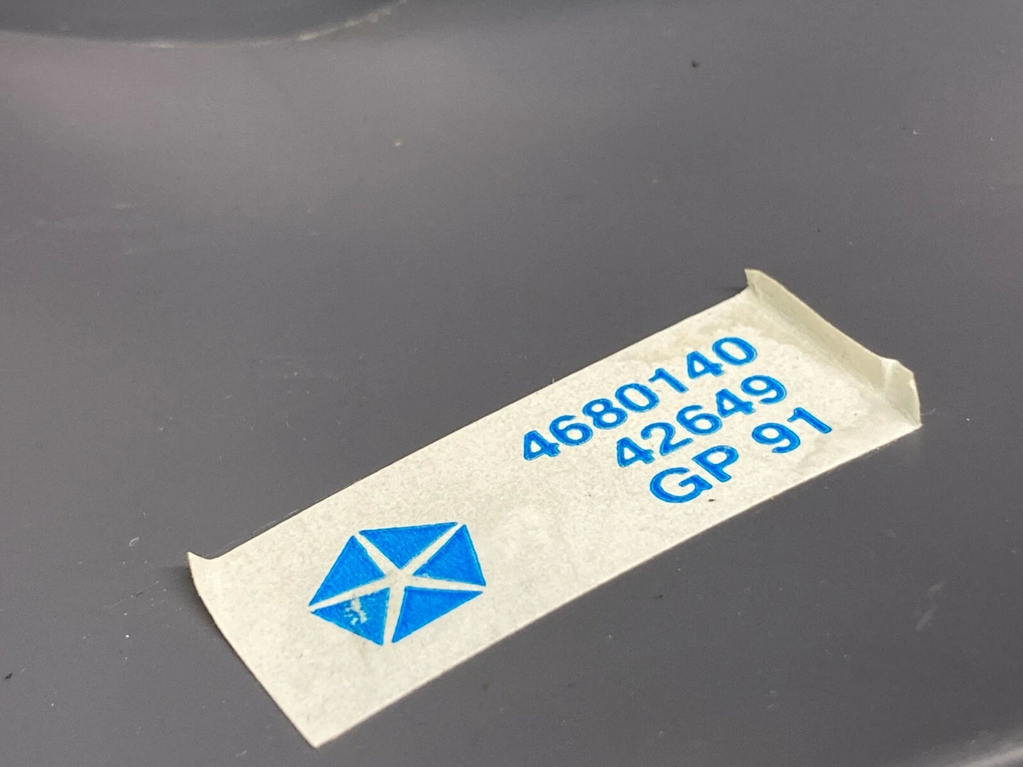 1996-2000 PLYMOUTH CHRYSLER GRAND VOYAGER DODGE GRAND CARAVAN STEERING WHEEL OEM