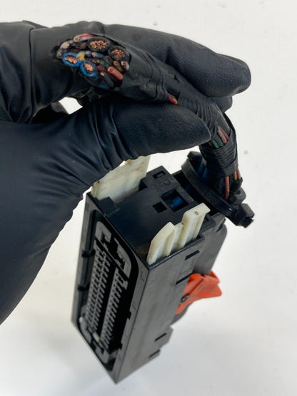 2004-2010 Mitsubishi Galant 2.4L ABS Anti Lock Brake Pump Module Plug Connector