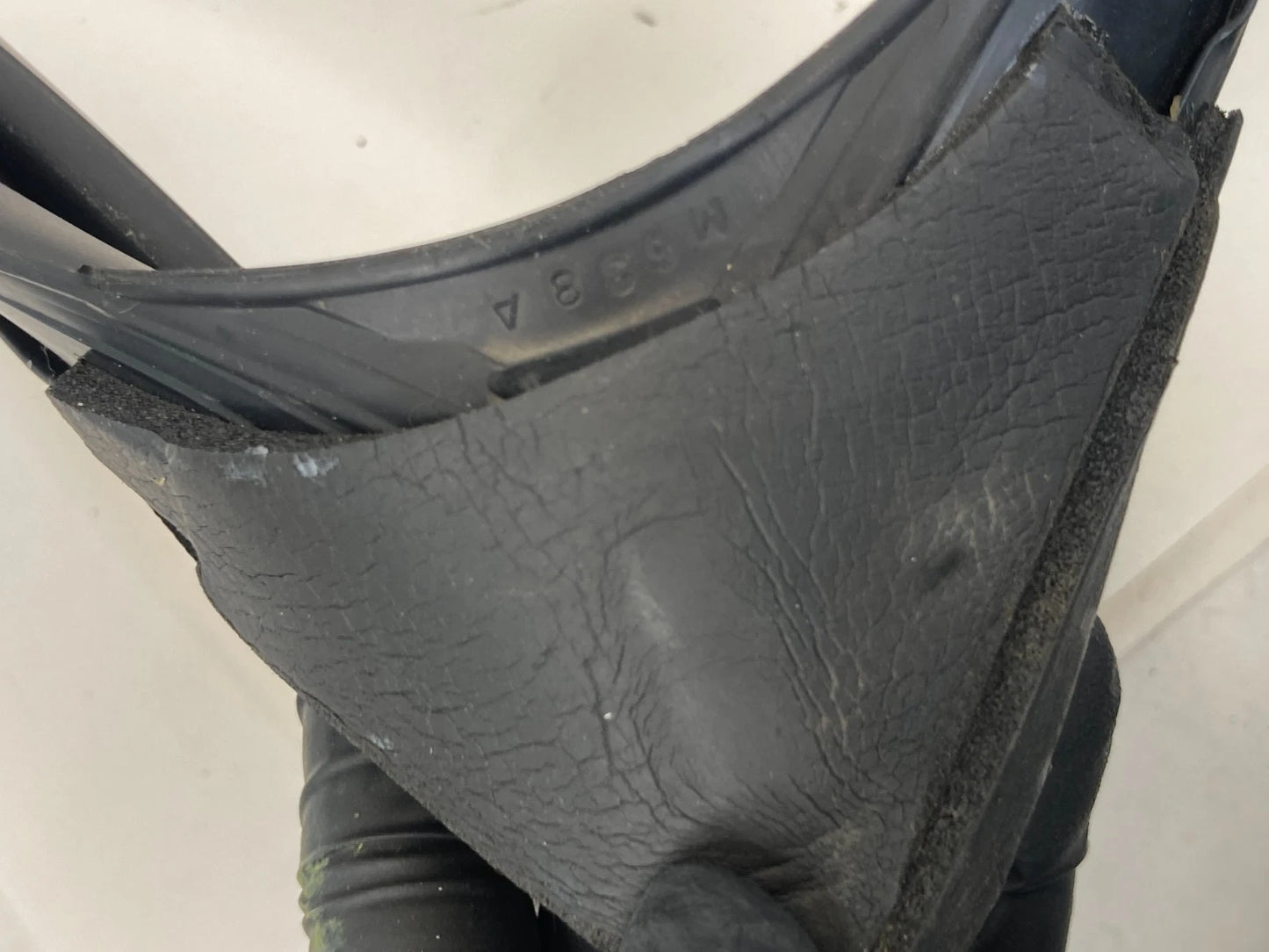 2010-2017 GMC TERRAIN REAR RIGHT DOOR VENT GLASS STATIONARY QUARTER WINDOW OEM