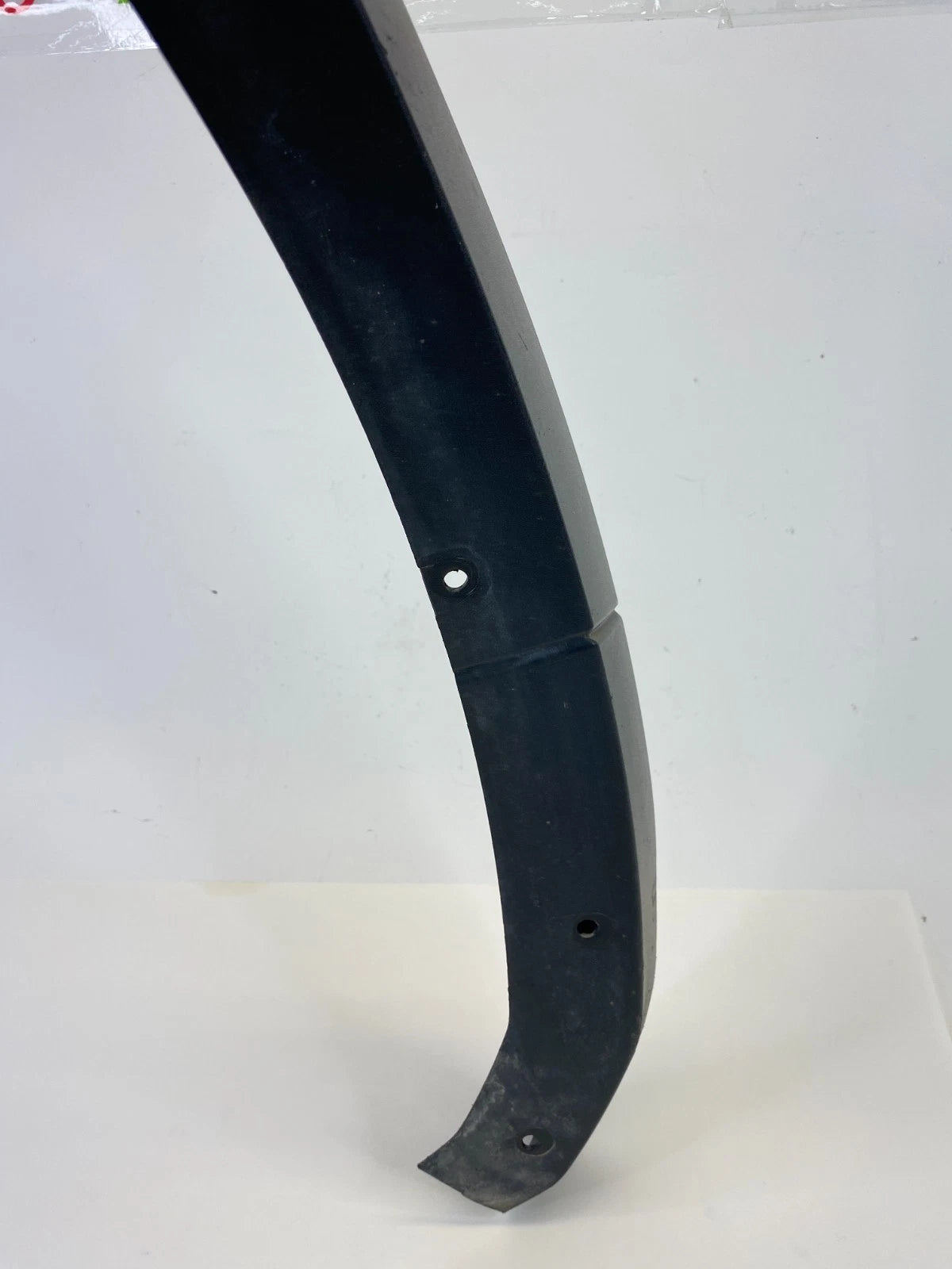 13-19 FORD INTERCEPTOR UTILITY REAR RIGHT SIDE QUARTER WHEEL OPENING MOLDING