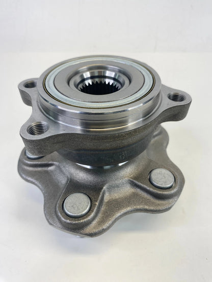 2003-2007 Infiniti G35 Rear Left Or Right Wheel Hub Bearing Assembly