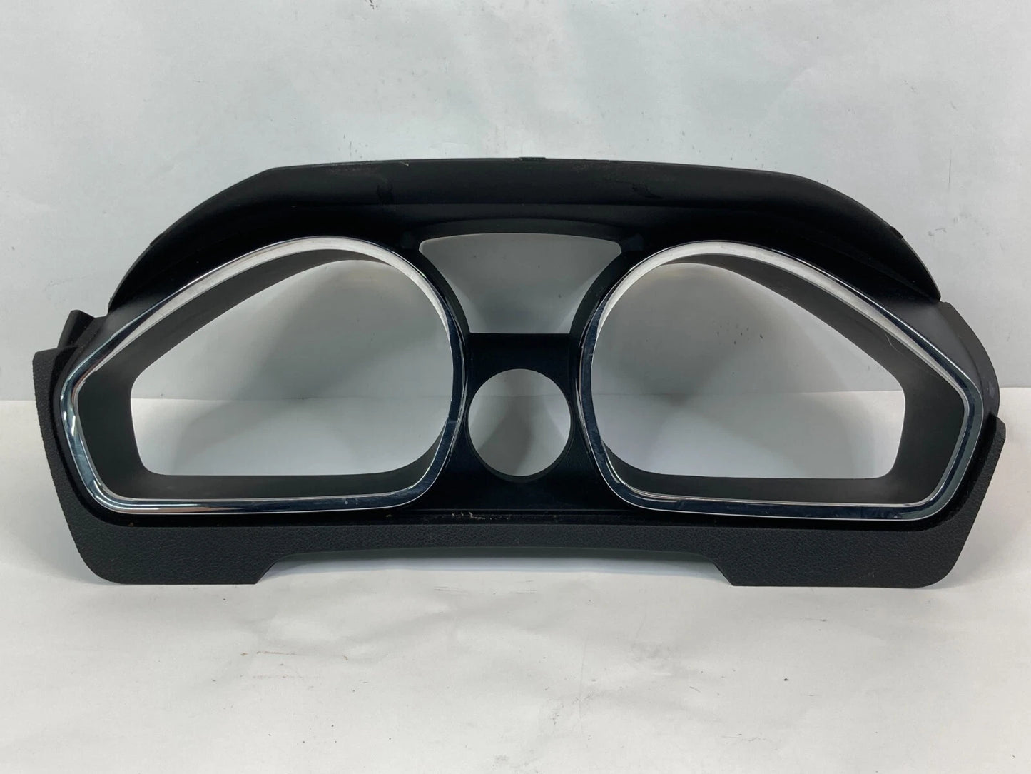 2009-2012 CHEVROLET TRAVERSE DASHBOARD INSTRUMENT CLUSTER COVER BEZEL 20836170