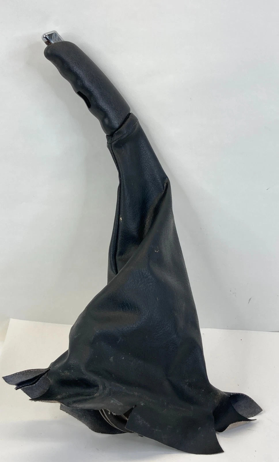 2002-2009 CHEVROLET TRAILBLAZER EMERGENCY PARKING BRAKE HANDLE LEVER OEM