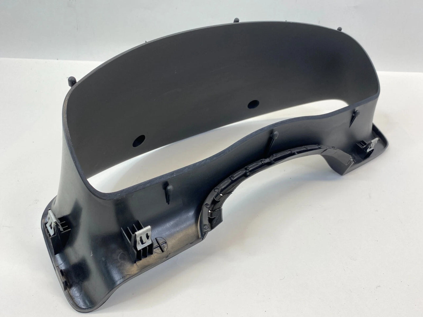 2005-2007 BUICK TERRAZA SPEEDOMETER INSTRUMENT CLUSTER DASH BEZEL TRIM 15208665