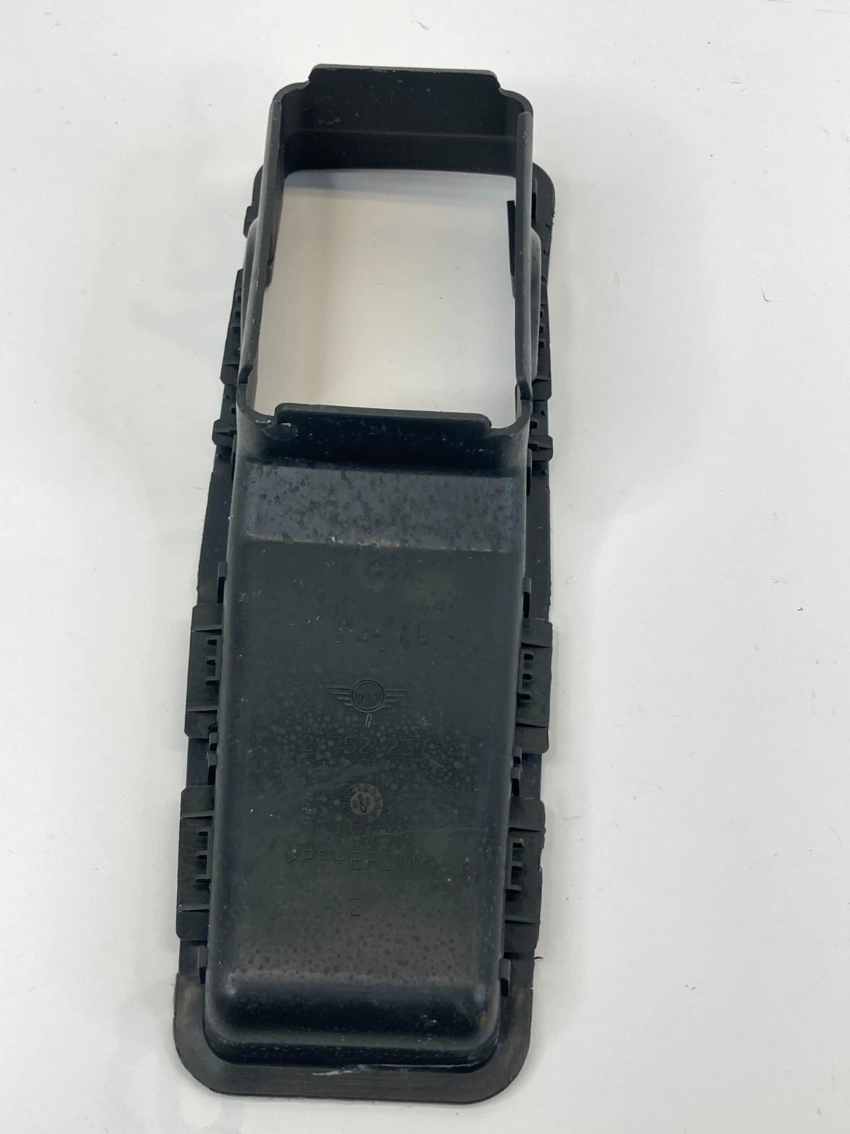 07-13 MINI COOPER REAR LEFT SIDE INSERT TRIM LUGGAGE COMPARTMENT 2752257 OEM
