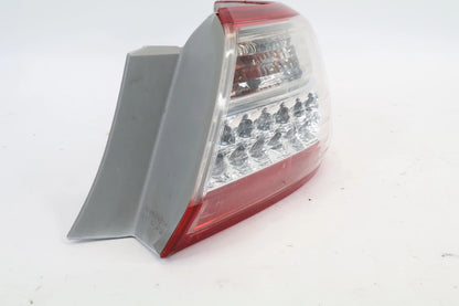 2010 2011 TOYOTA CAMRY HYBRID RIGHT PASSENGER TAIL LIGHT TAILLAMP OUTER LED OEM
