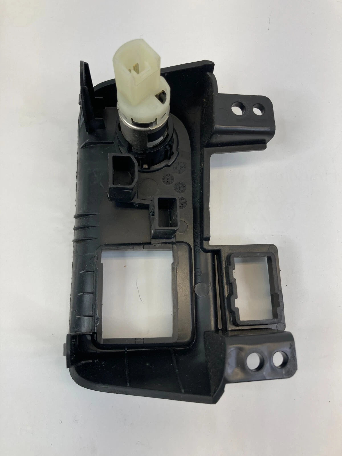 2009-2013 TOYOTA MATRIX FRONT CENTER DASH POCKET BEZEL TRIM PANEL 55447-02010